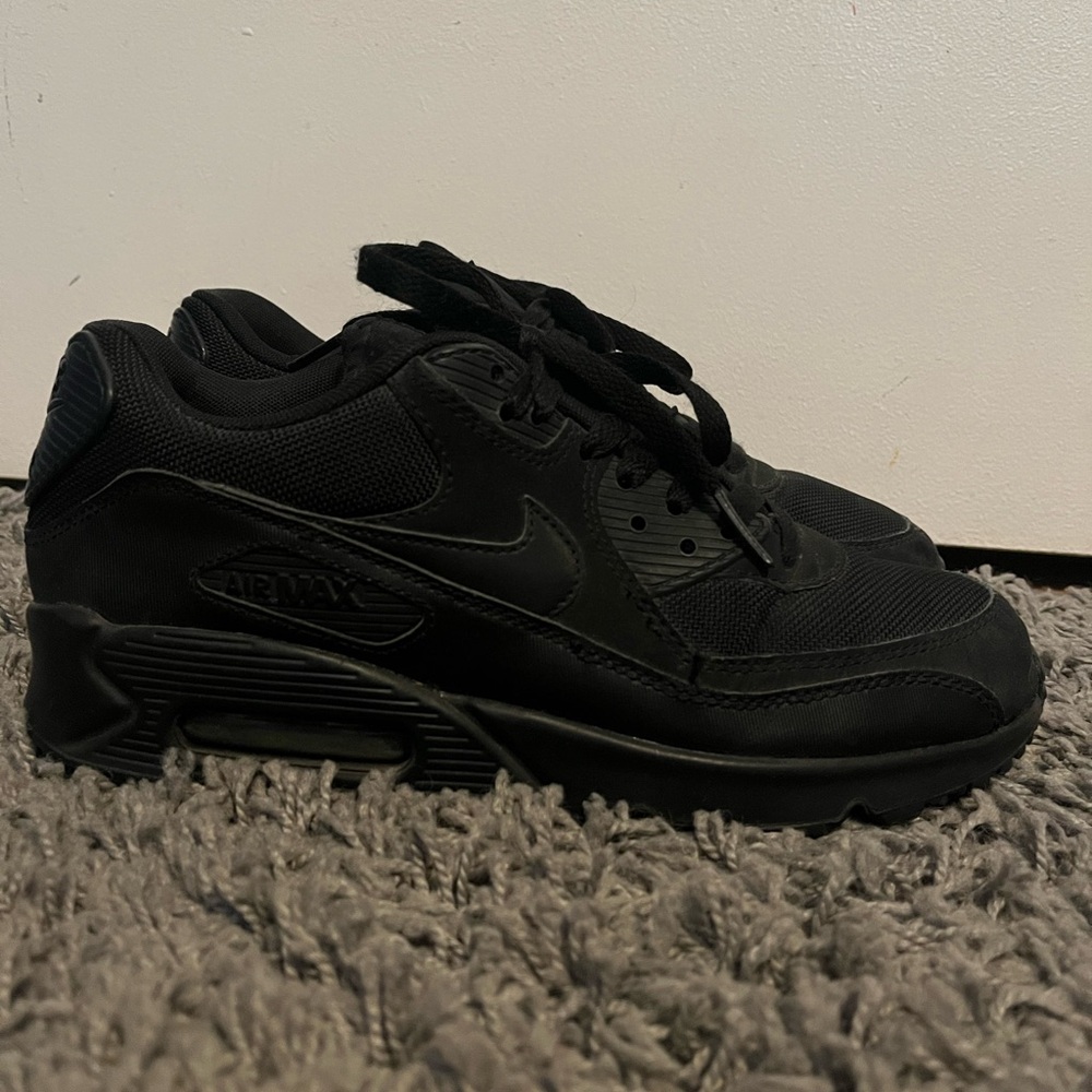 Nike Air Max Sneakers Size 7Y